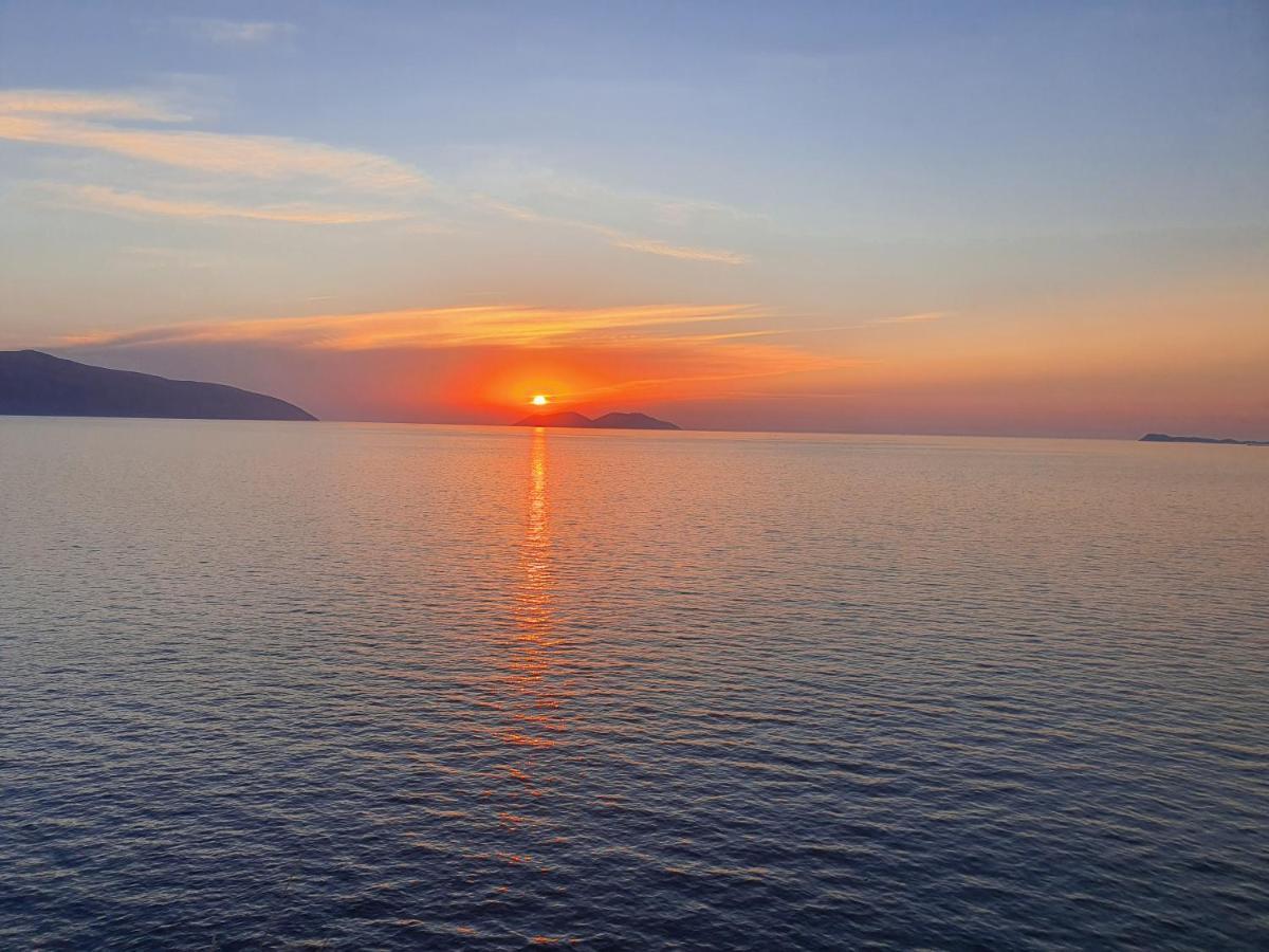 Darla Sea View Apartment วญอเรอ ภายนอก รูปภาพ